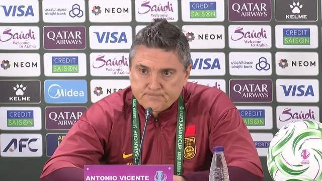 华体会体育在线-安帅用人有水平！国足战越南首发两人，比王钰栋、拜合拉木踢得好